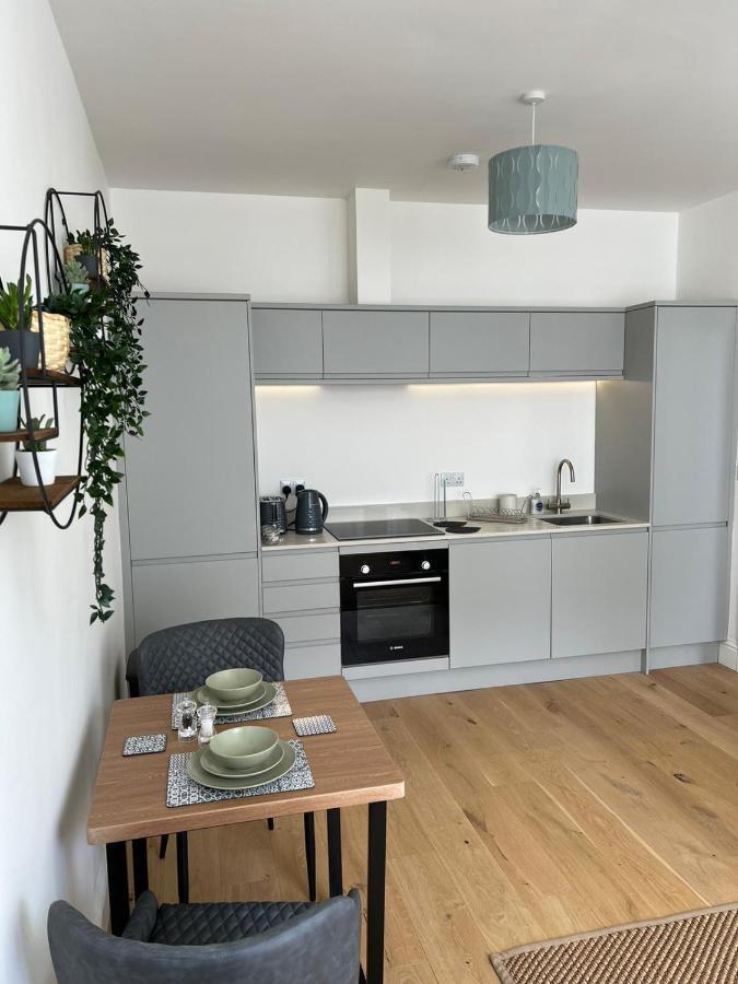 Lovely 1 Bed Flat *Free Parking* Hoe/Barbican Plymouth Exterior photo